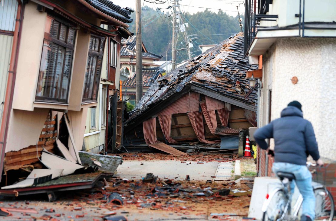Japan Earthquake Update: 30 People Killed, Rescue Troops Deployed